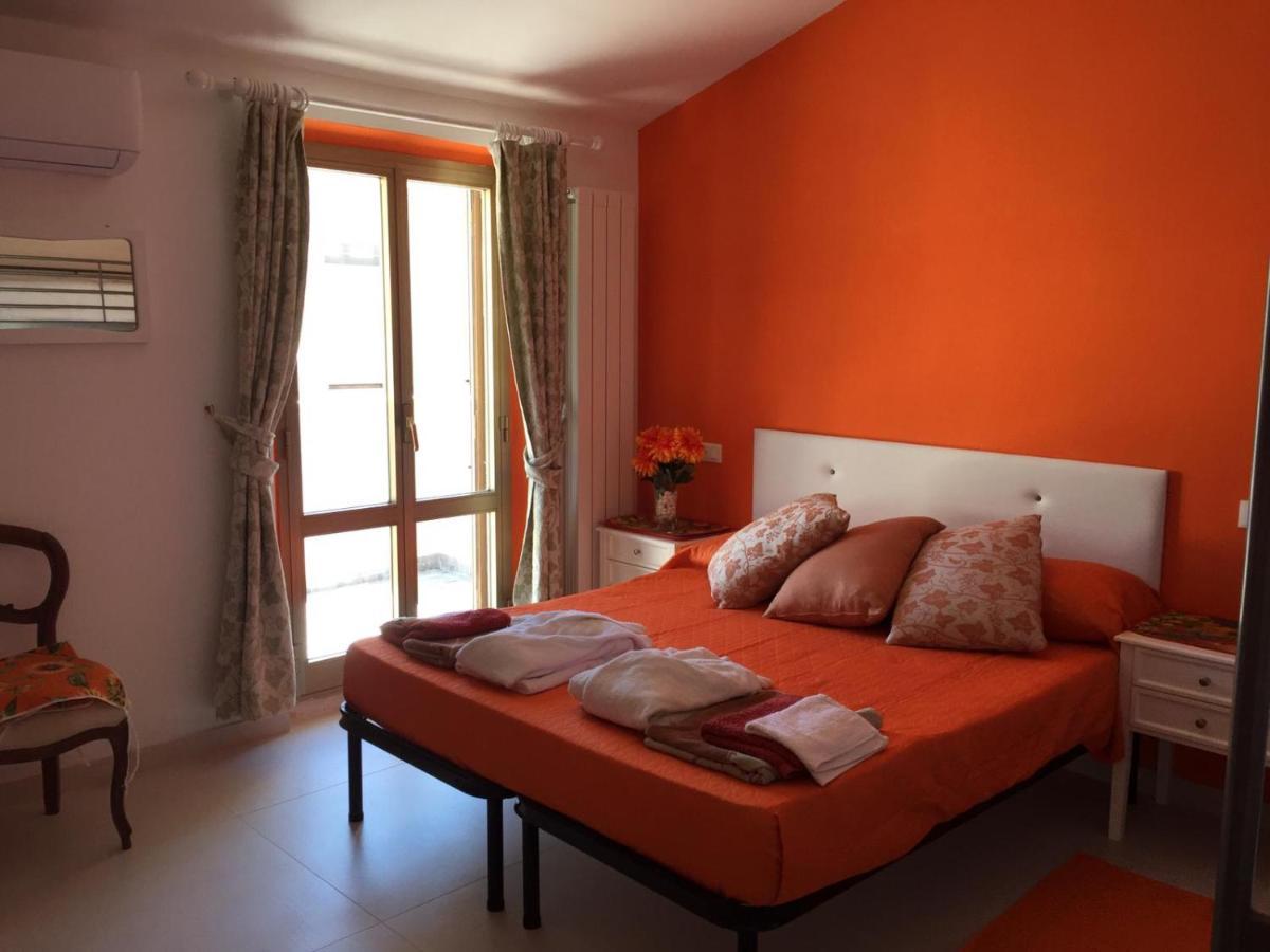 Pousada Copacabana Praia - Affittacamere - Casa Vacanza A Порто-Сант'Эльпидио Экстерьер фото