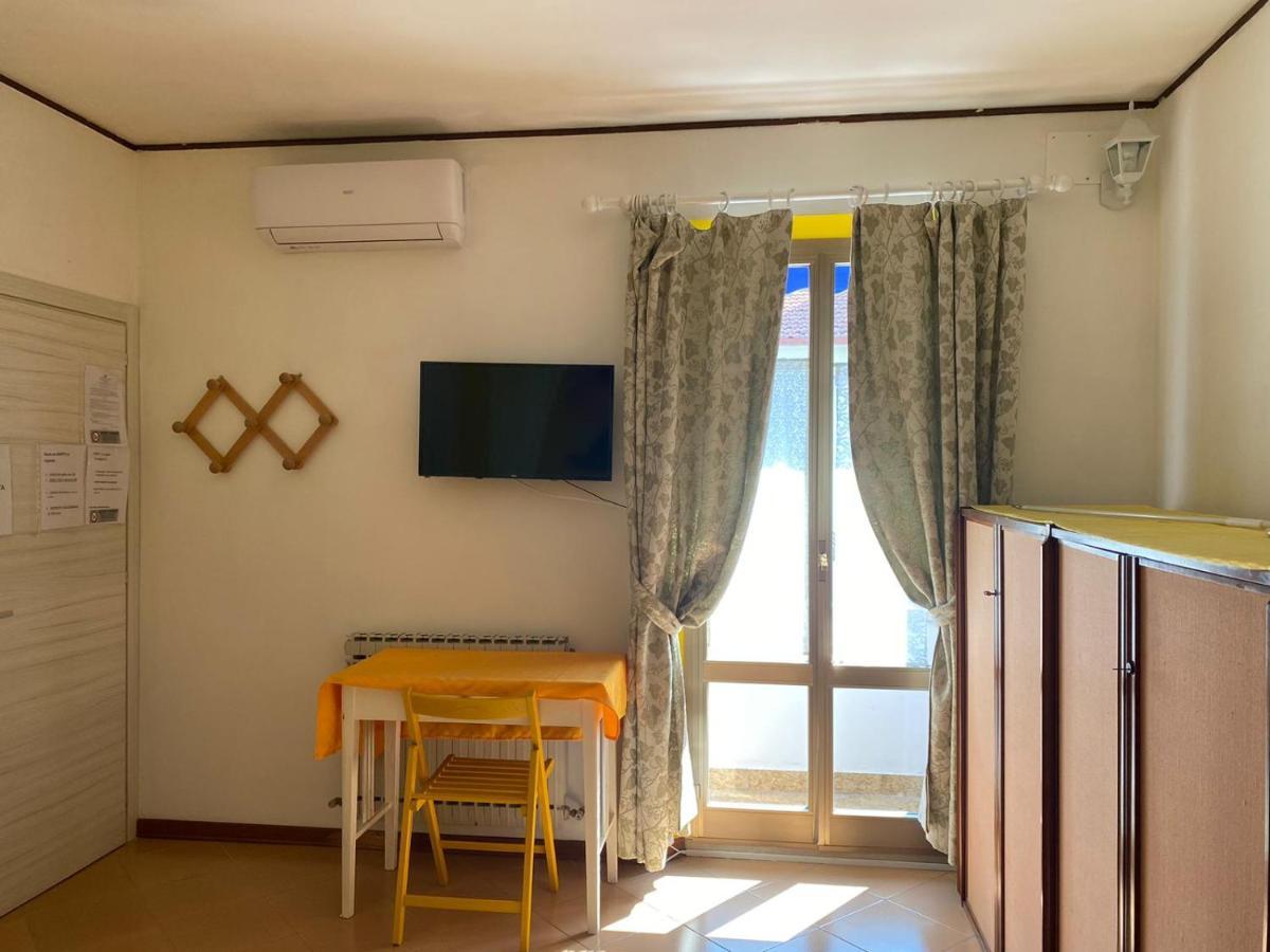 Pousada Copacabana Praia - Affittacamere - Casa Vacanza A Порто-Сант'Эльпидио Экстерьер фото